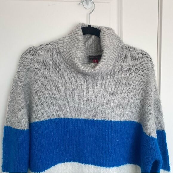 VINCE CAMUTO | Striped colour block turtleneck - Picture 5 of 8